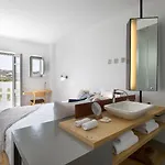 Dreambox Mykonos And Mini Ξενοδοχείο 3*