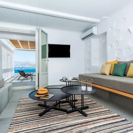 Dreambox Mykonos And Mini 3* أورنوس