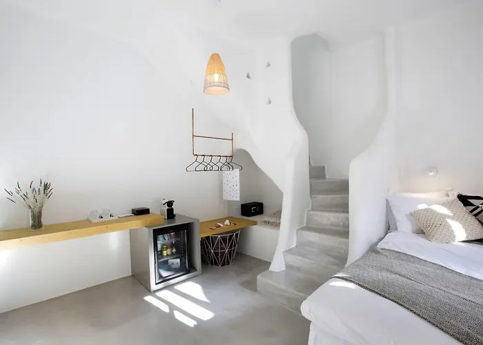 Dreambox Mykonos And Mini Hotel 3*