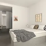 Dreambox Mykonos And Mini 3* אורנוס