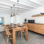 Dreambox Mykonos And Mini Szálloda Ornósz