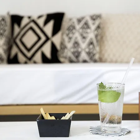 Dreambox Mykonos Suites&mini 3*