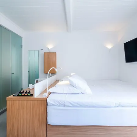 Dreambox Mykonos And Mini Hotel 3*