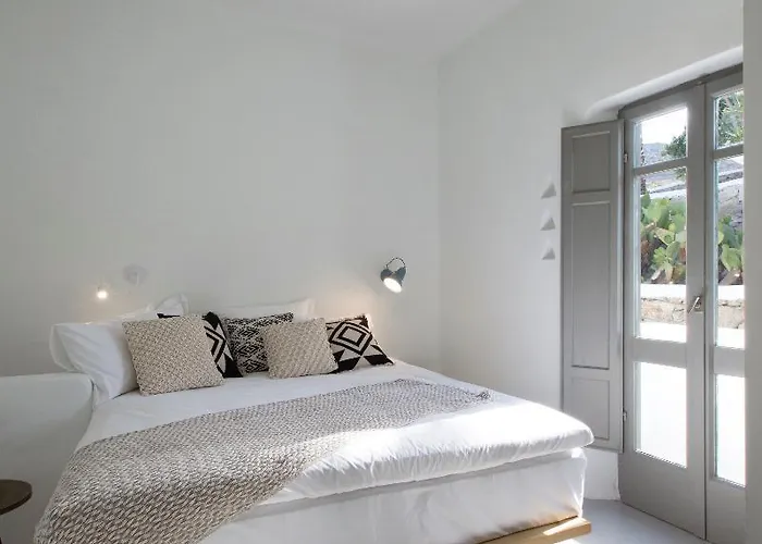 מלון Dreambox Mykonos And Mini 3*