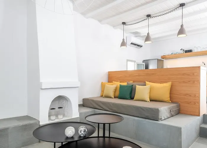 Dreambox Mykonos Suites&mini Hotel