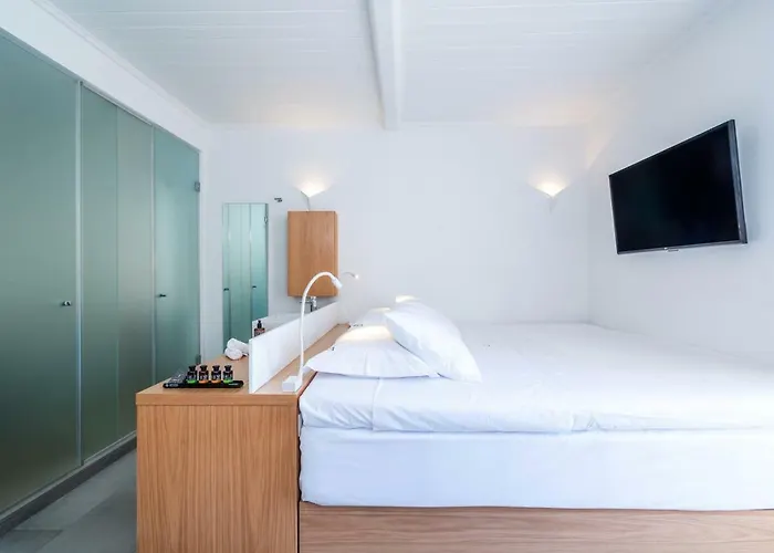 Dreambox Mykonos Suites&mini Hotel 3*